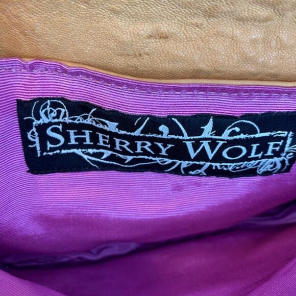 Sherry Wolf Crystal Peace Heart  Leather Convertible Clutch Bag w/Chain - Picture 8 of 9